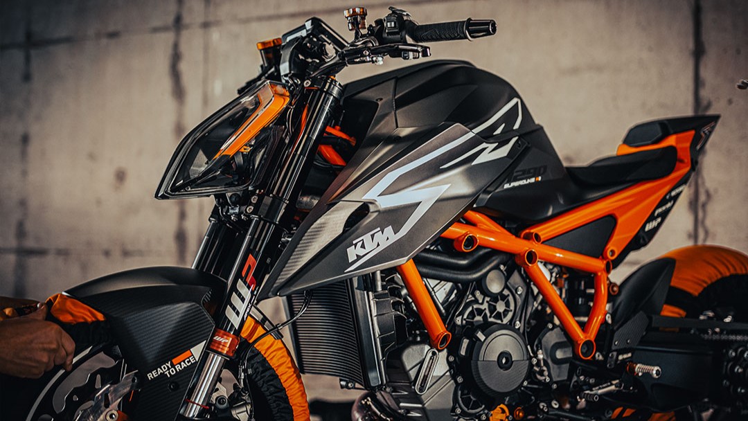 Ktm Launches Limited Edition Super Duke Rr With Only Units