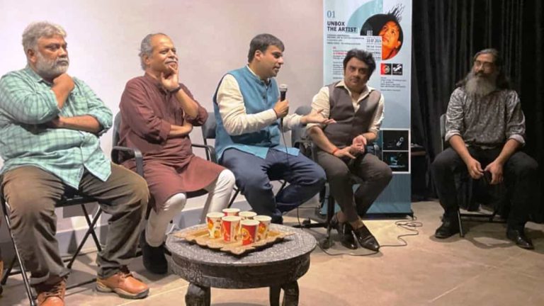‘A Stroke with Square’ Enthralls Delhi Audience with Insightful Artistry